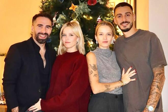 Carvajal and Joselu celebrated Christmas together, thanks to their twin sisters.