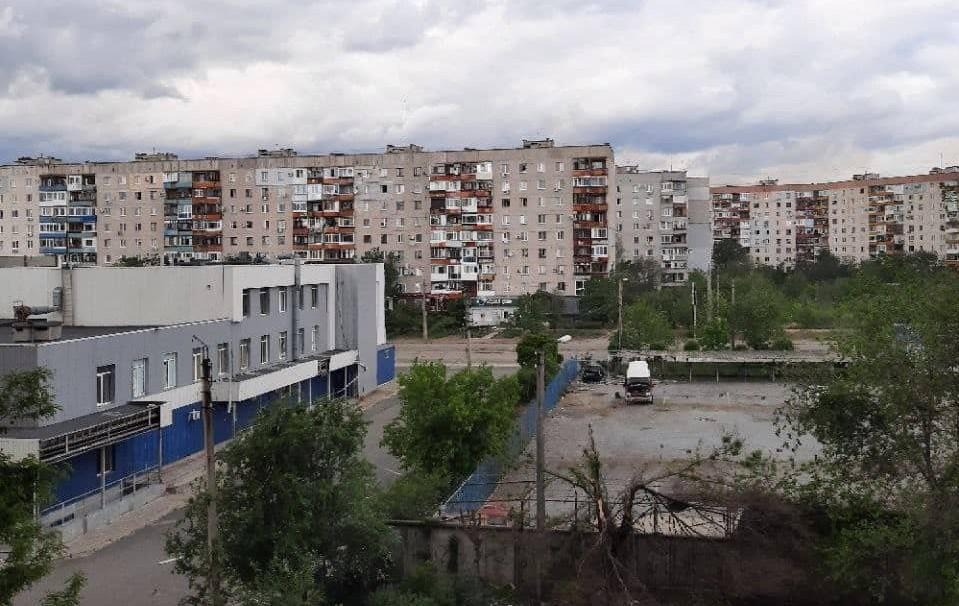 В окупованому Сєвєродонецьку на весь місто працює лише один терапевт.