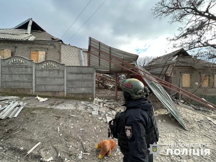 In the past 24 hours in the Donetsk region, one person has died and three others were injured due to Russian attacks.