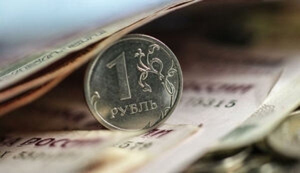 Росіян закликали розвивати економіку за власний кошт